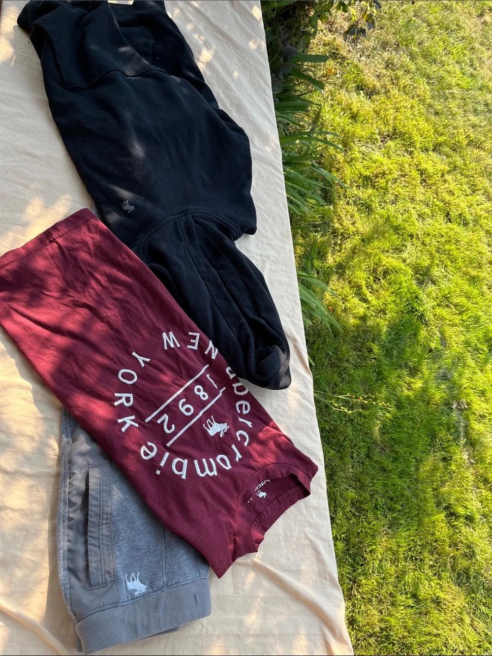 3 Pc Bundle -Abercrombie Knit Joggers/ Hoodie & SS Tee Sz 13/14